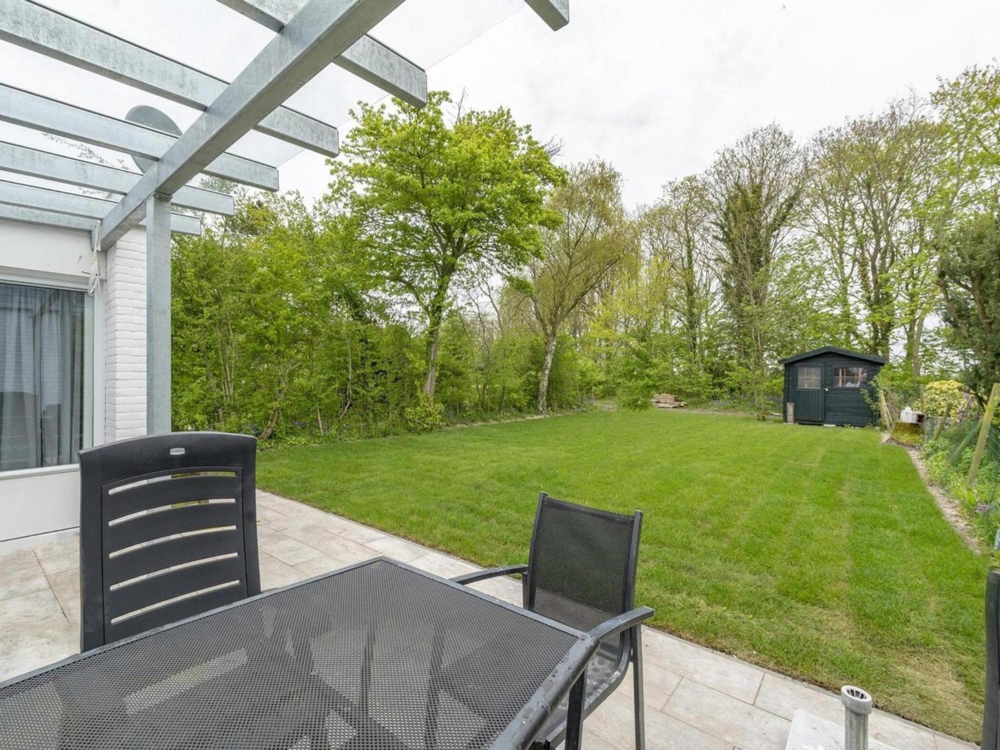 Holiday Home With Fabulous Garden Sint Maartensvlotbrug Eksteriør bilde